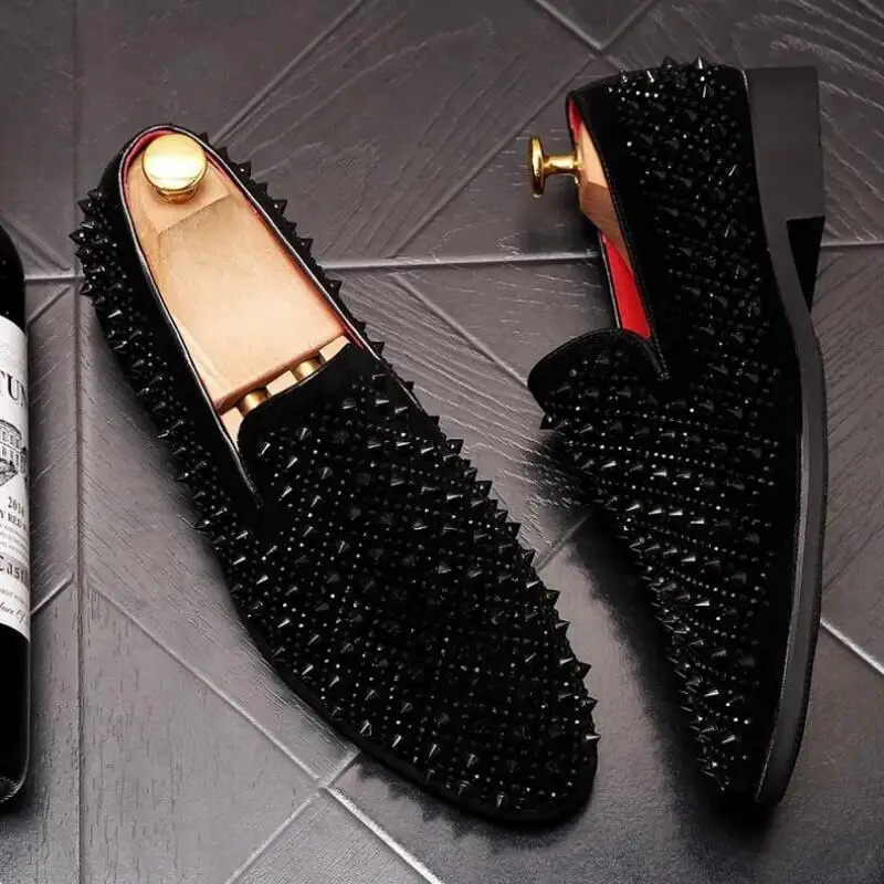 

Summer Men's Leather Shoes Fashion Rivet Loafers Handmade Punk Style Men Flats Luxury Design Men Loafers Black Mocassin Homme