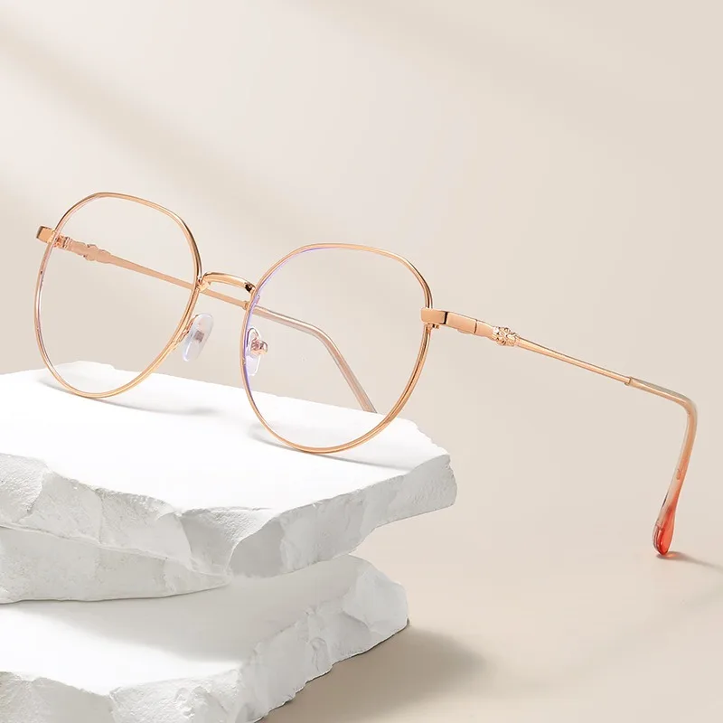 Brille mit Metallrahmen, Anti-Blaulicht-Brille, einfache und modische Brille, geeignet für den täglichen Gebrauch