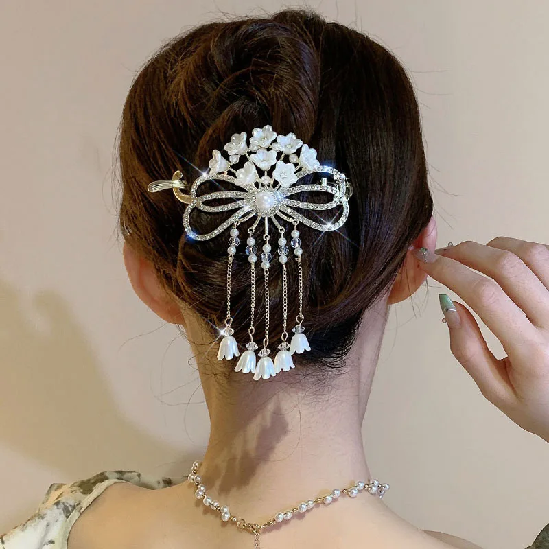 Daily Fashion White Flower Hairpins Ponytail Holder for Women Floral Pendant Headpieces Elegant Pearls Hair Jewelry Accessories