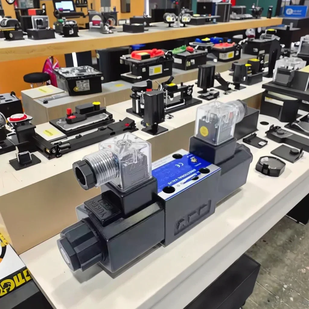

DSG-03 Series Solenoid Valve 2B2 2B3B 3C3 3C4 3C6 2D2 A220 D24-DL LW 02 YU-KEN Hydraulic Valves