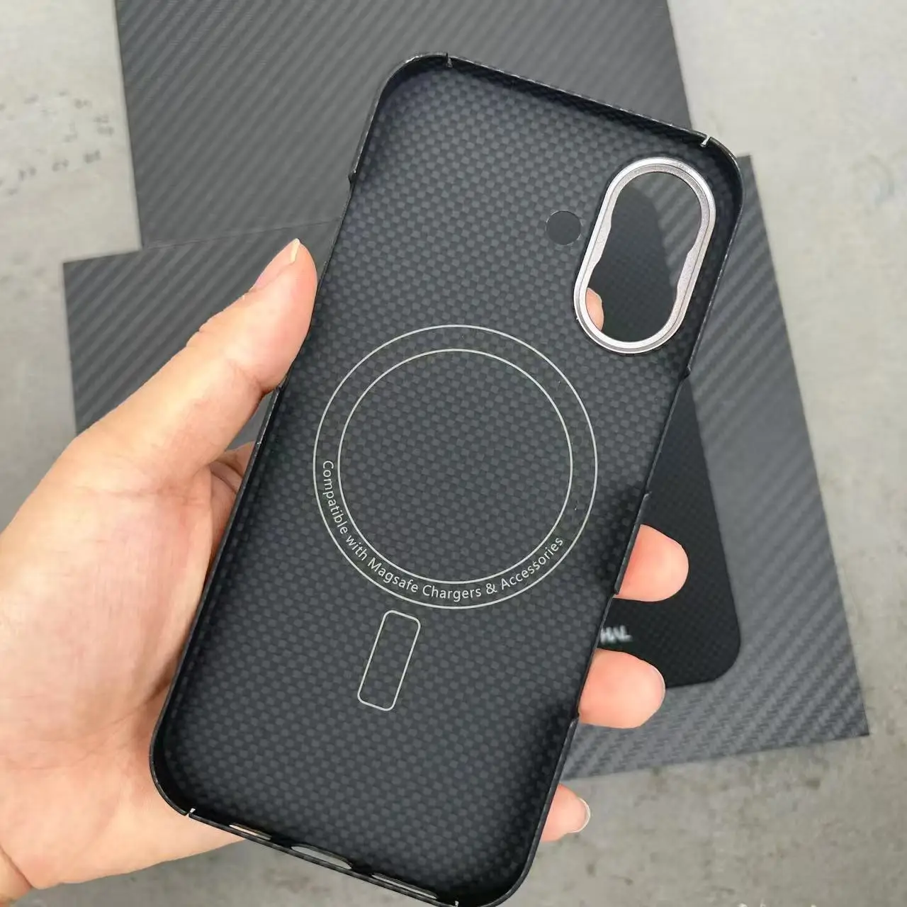 

Магнитный чехол Magsafe для iPhone 17 Air 16 Pro Max 16 Pro 16 Plus, арамидный чехол из углеродного волокна, тонкий легкий чехол