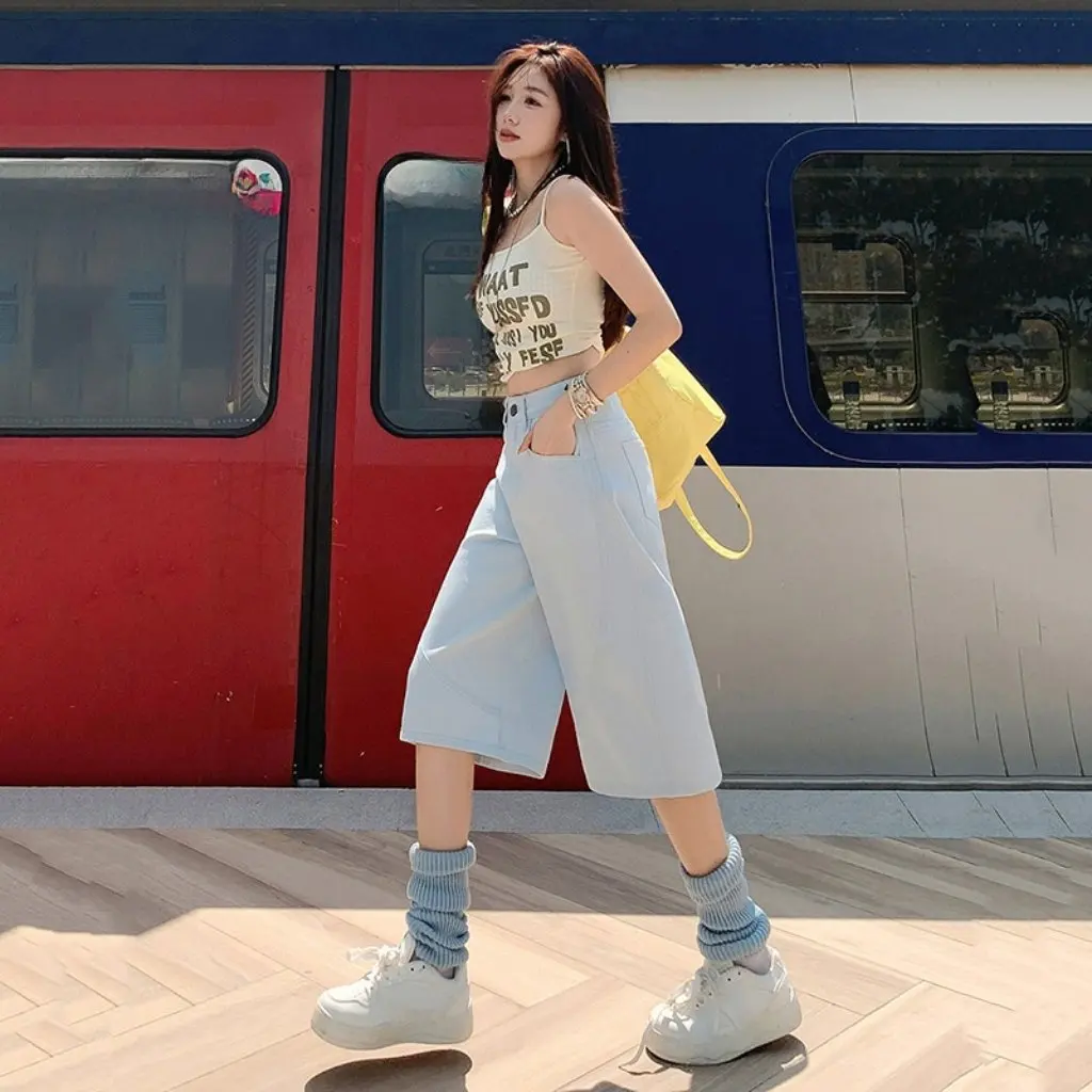 

Женские укороченные джинсы с высокой талией и широкими штанинами, потертые джинсовые шорты в американском стиле ретро, летние свободные прямые брюки, большой размер