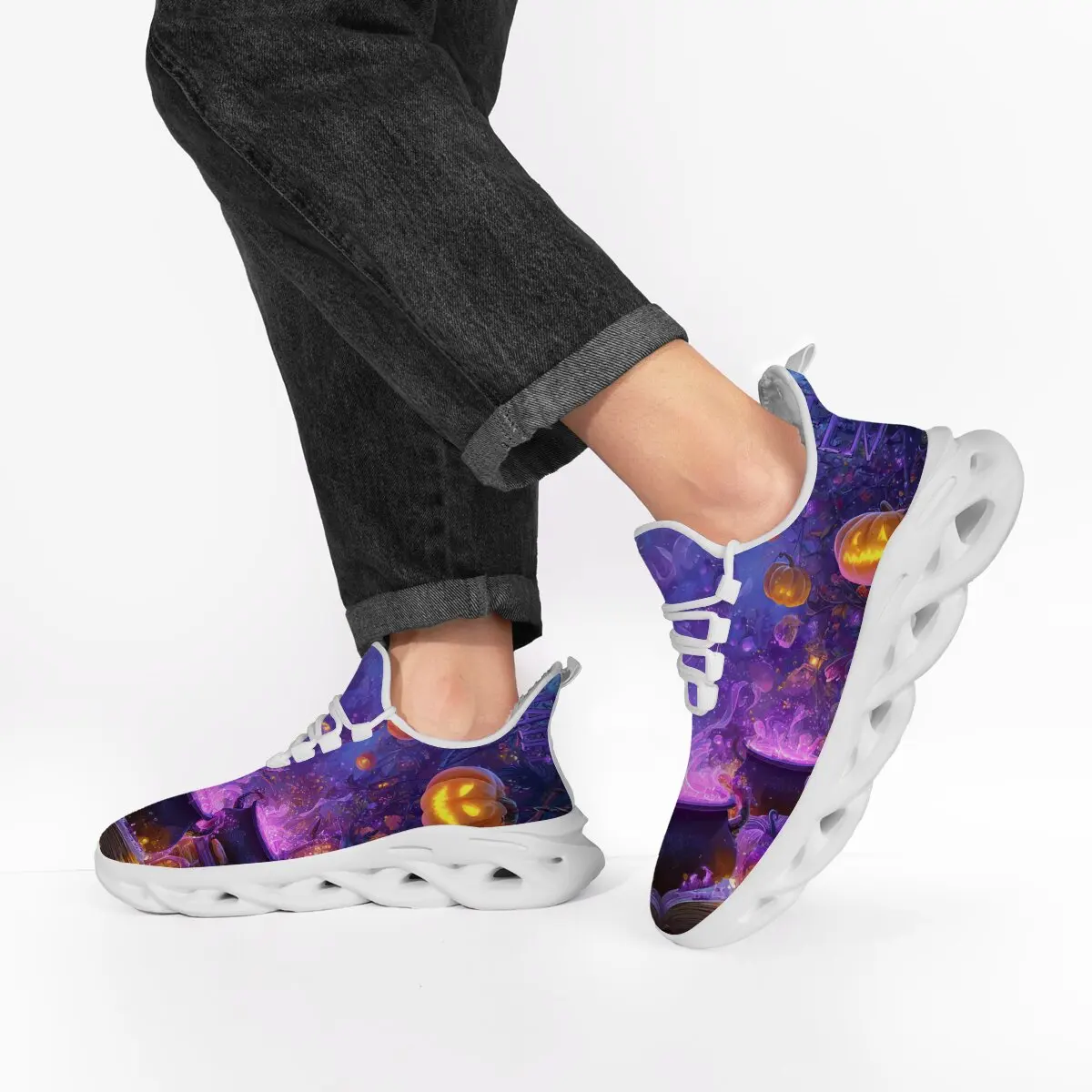 

New Large-sized Casual Sports Shoes with National Flag Pattern Color-block Round-toe Tie Flat Bottom Soft Soles for Halloween