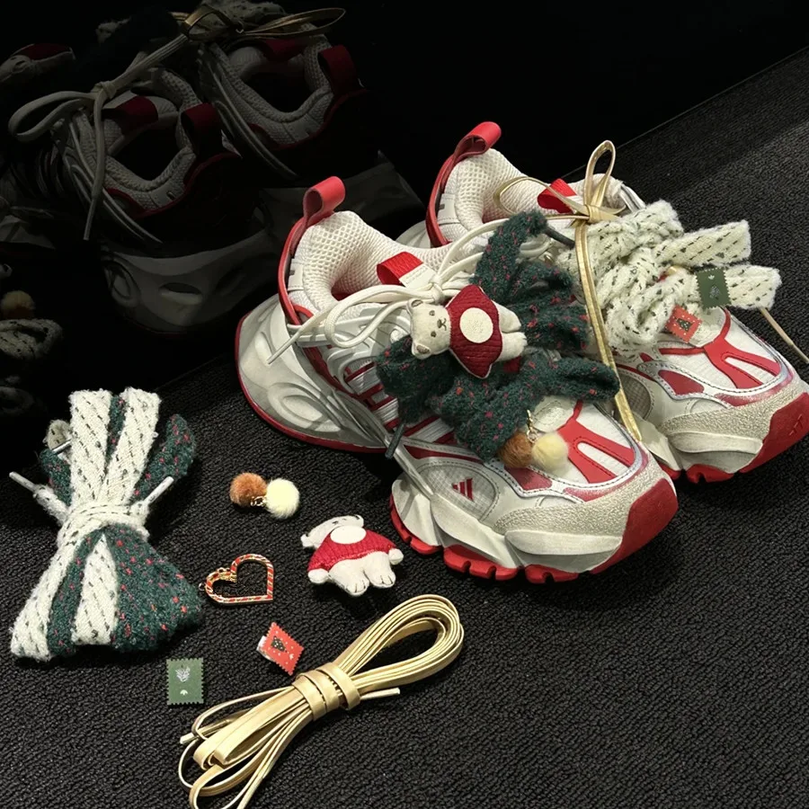 Beautiful DIY Fluffy Shoelaces Red Green Grid Laces Cream Puffs Shoes Flower Buckles For Sports Casual Sneakers Shoes Snow Boots