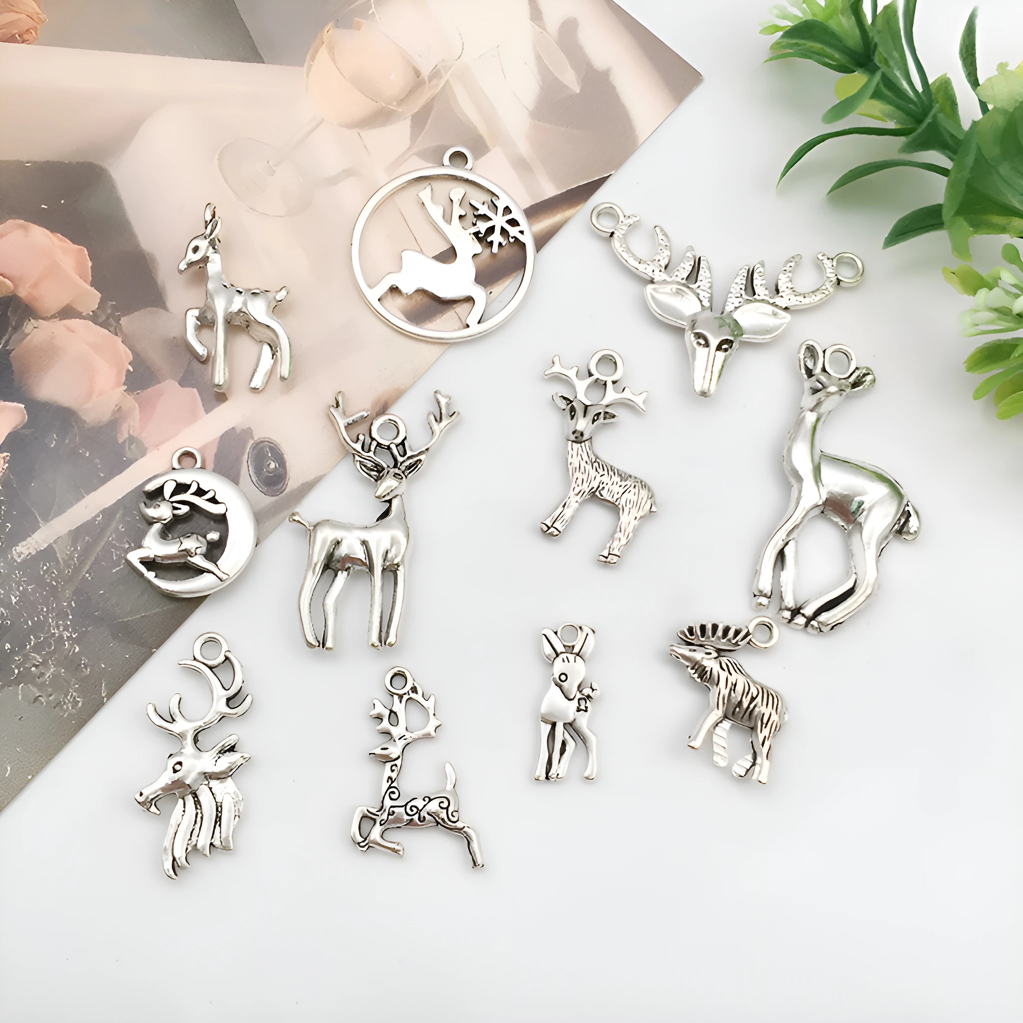 22/50pcs Ancient Silver Zinc Alloy Christmas Deer Elk Series Charms Pendant DIY Necklace Keychain Jewelry Accessories