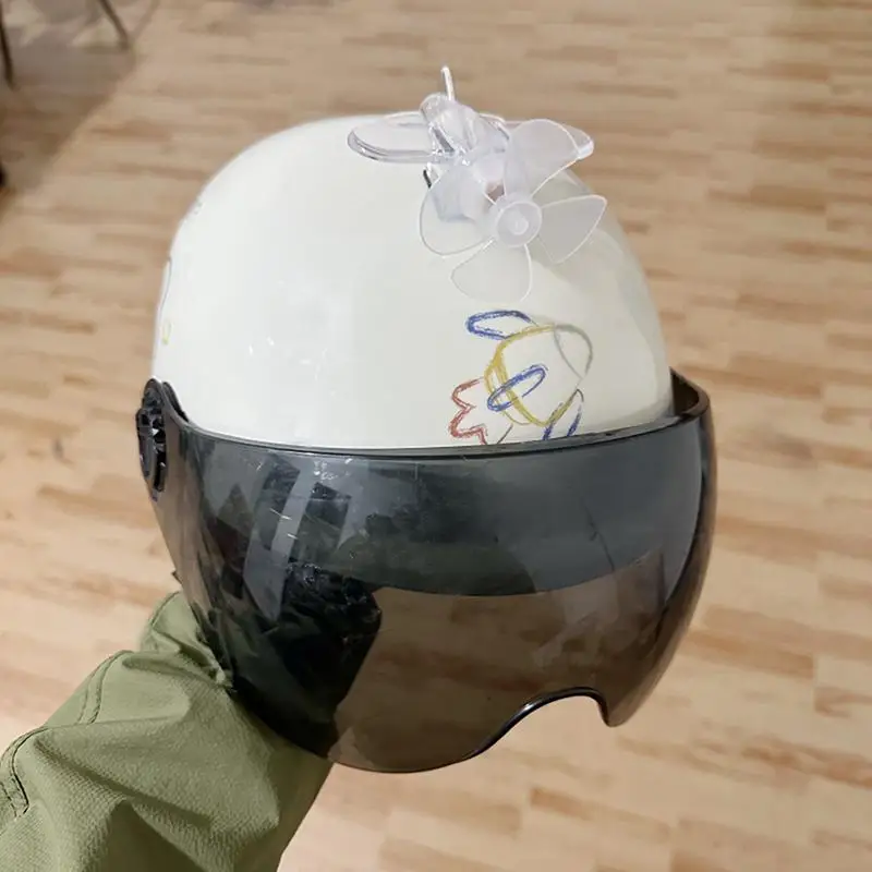 

1Pc Wind Powered LED Airplane Ornament For Motorcycles Handlebar Car Rearview Mirror At Night Rotating LED Lights Decoration