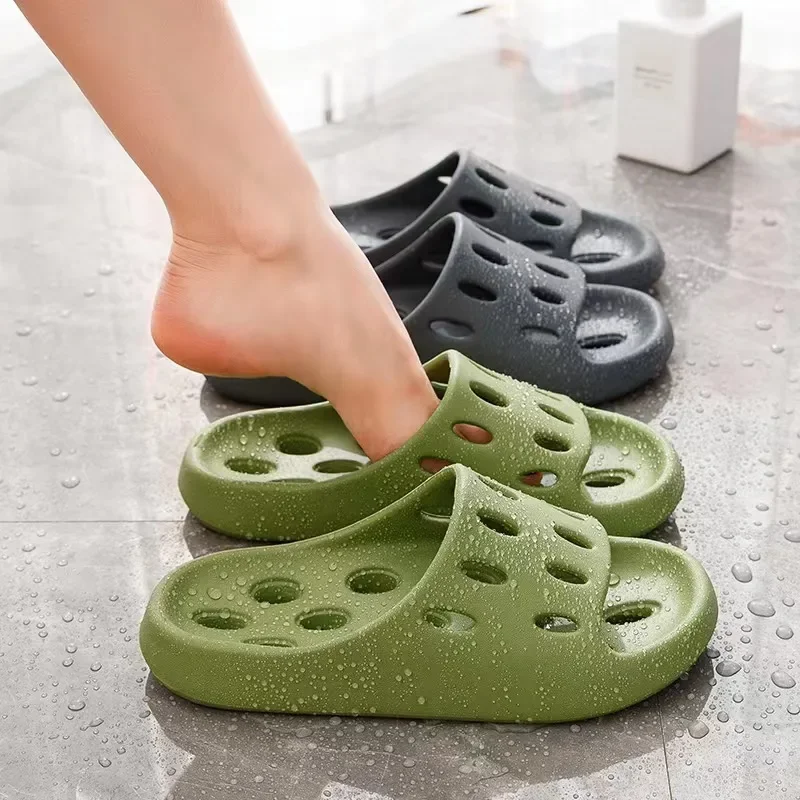 Household Slippers Women's Summer Home Hollow Non-slip Wear-resistant Lightweight Slippers Comfortable Slippers Men