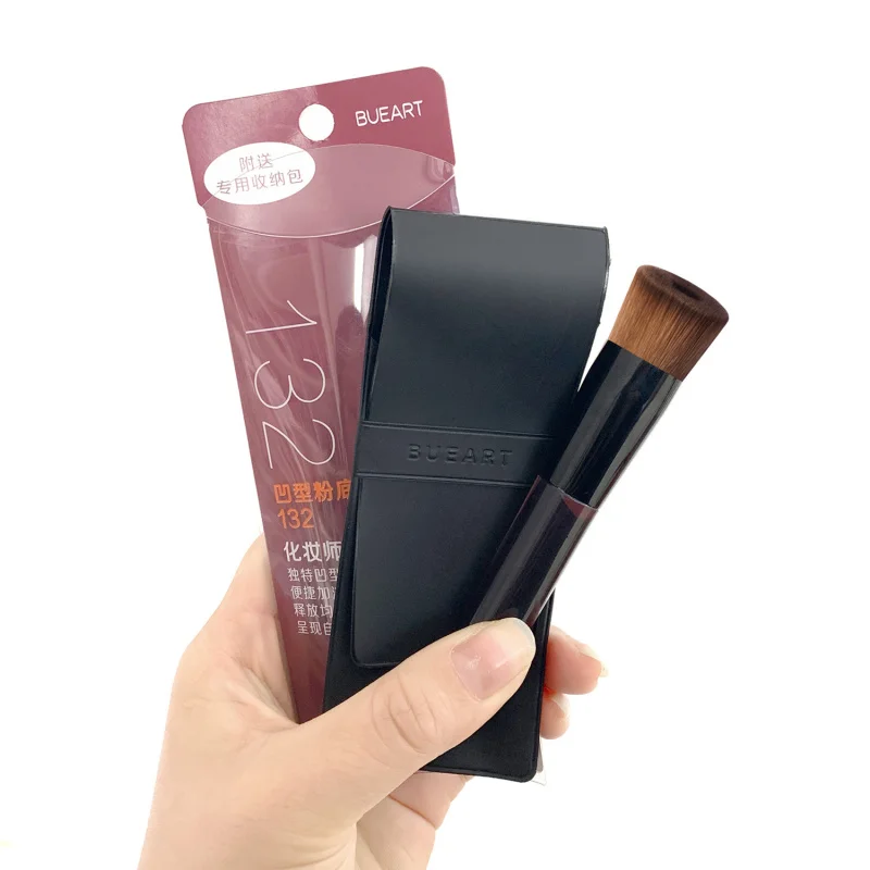 

Professional Foundation Brush: Precision Application Smooth, Even Coverage - Beauty Essential