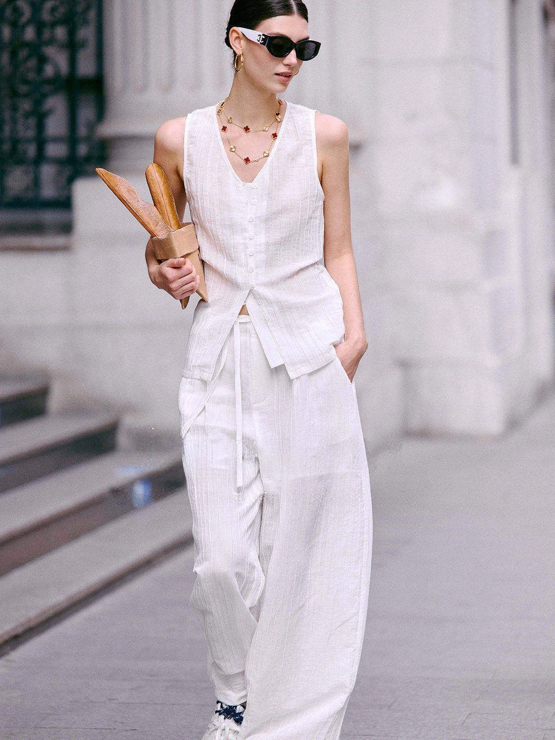

Luna7xi Women's Cotton Linen Vest And Wide Leg Pants Two Piece Set Summer New Style V Neck Casual Fashion Ensemble
