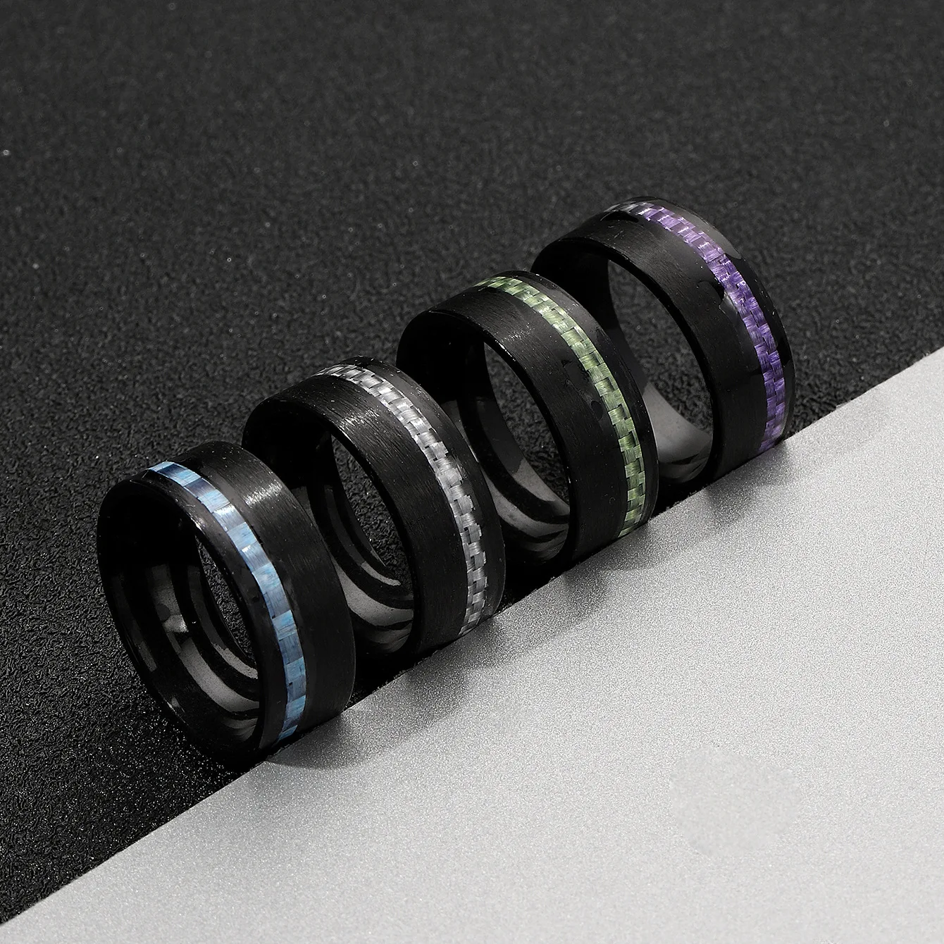 1pcs New Multi Size Fashionable Commuter And Simplicity Carbon Fiber Side Edge Stainless Steel ring, multi-color Ring Unisex