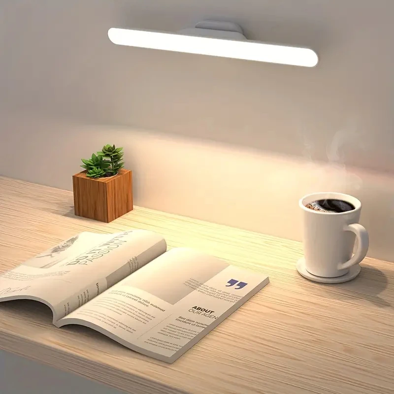 Luminária Portátil com Ímã e Base Ajustável Ideal para Ambientes Internos, Leituras Noturnas e como Luz de Emergência