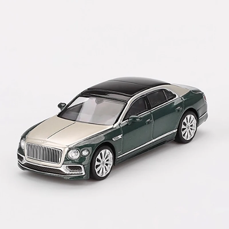MINIGT 1:64 Scale # 867 Green Double Spliced Alloy Car Model Simulation Finished Decoration Gift Hobby Collection