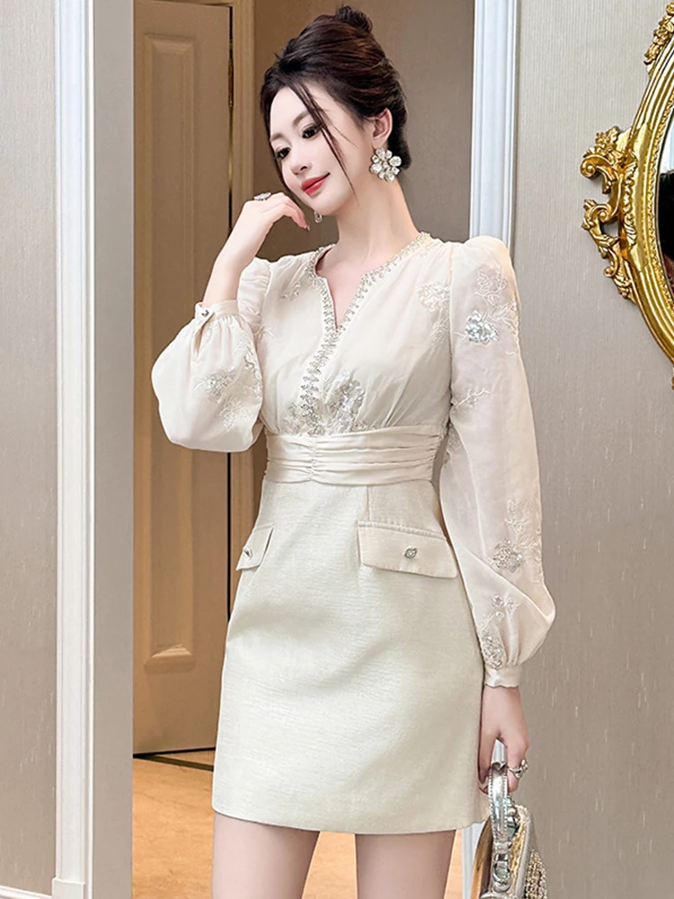 ชุดเดรสสั้นทรงดินสอผ้าชีฟองปักเลื่อมลายดอกไม้ คอวี ทรงเข้ารูป หรูหรา สง่างาม แฟชั่นสำหรับผู้หญิง เหมาะสำหรับโอกาสทั้งลำลองและเป็นทางการ