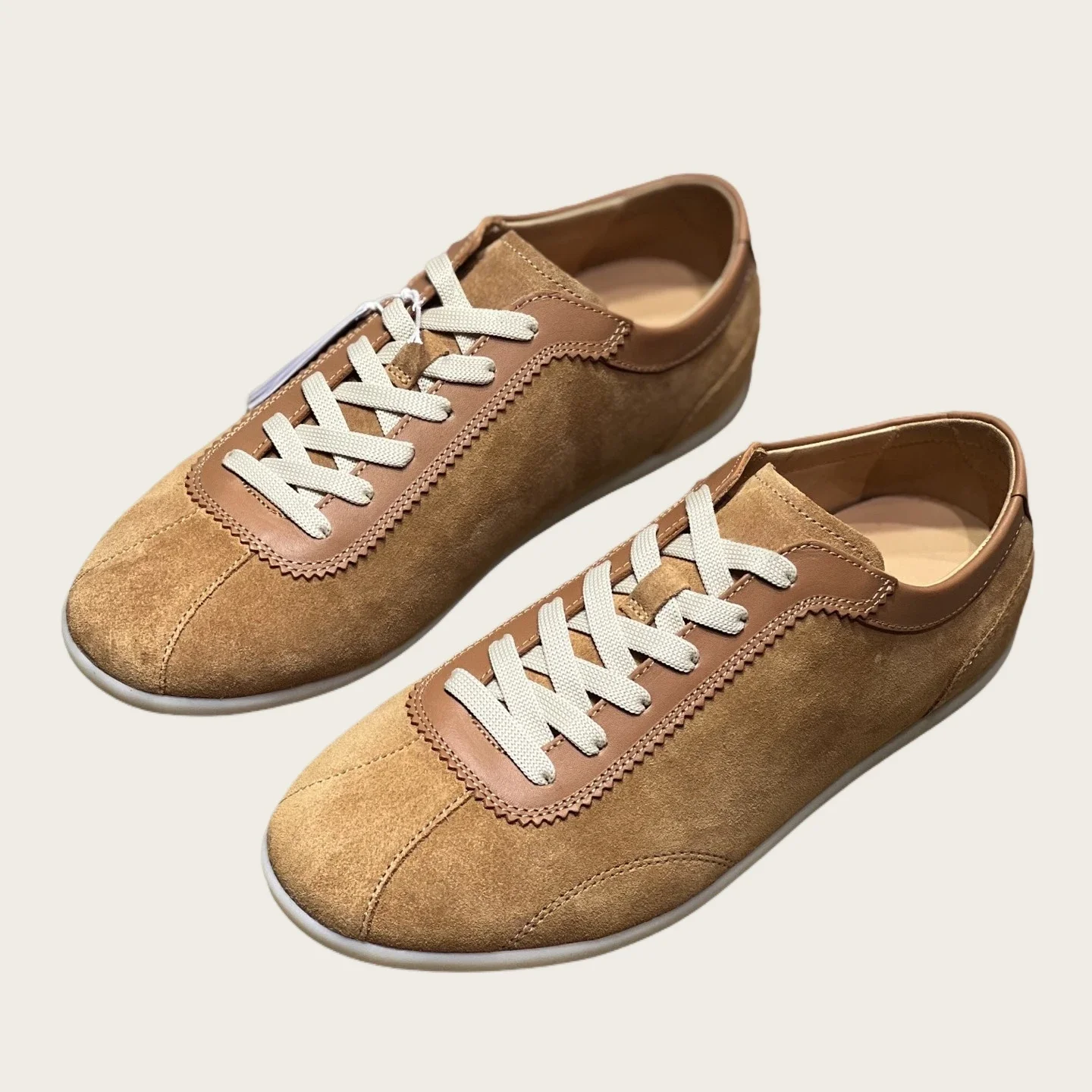 

Non-slip and Durable Casual Loafers; Stylish and Luxurious Men's Autumn and Winter Footwear; Handcrafted Sports/casual Shoes.