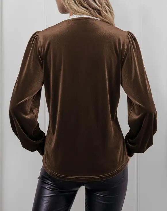 

Long Sleeve Top 2025 Autumn and Winter New Fashion Elegant Retro Style Jacket V-Neck Lace Patchwork Velvet Shirt Tops for Women