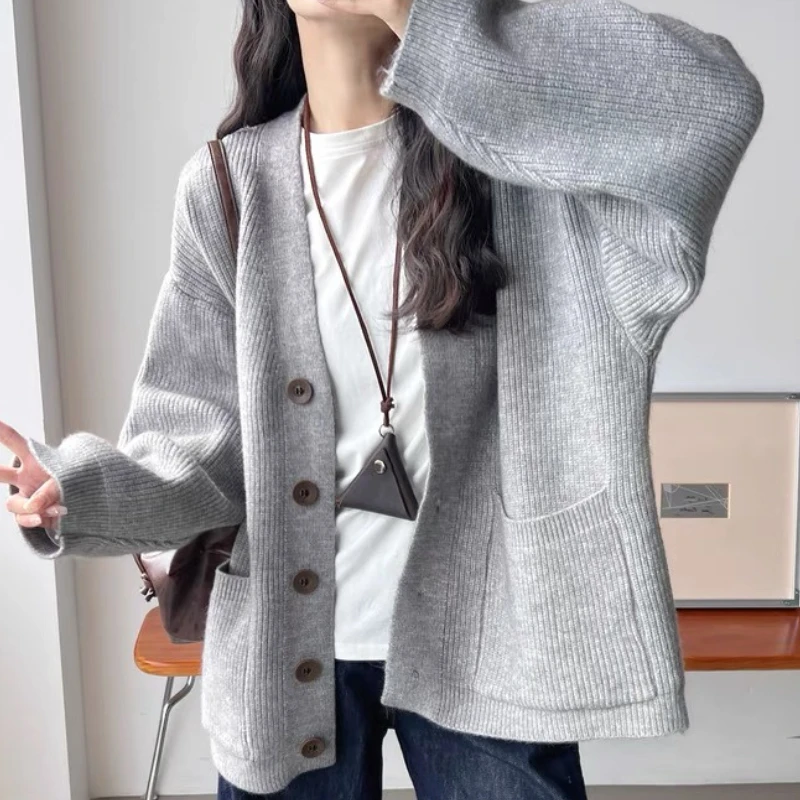

Women Cardigan Sweater Knitted Jumpers Y2k Casual V Neck Long Sleeves Buttons Pocket Single Breasted Loose Tender 2025 Autumn