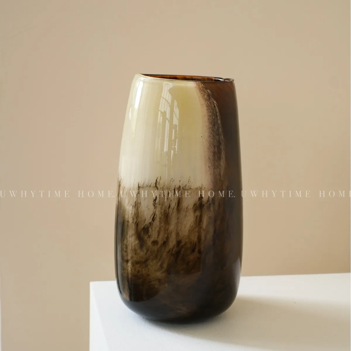 Advanced new Chinese yellow-brown texture irregular gradual change straight medieval wabi-**** glass glazed flower arrangement