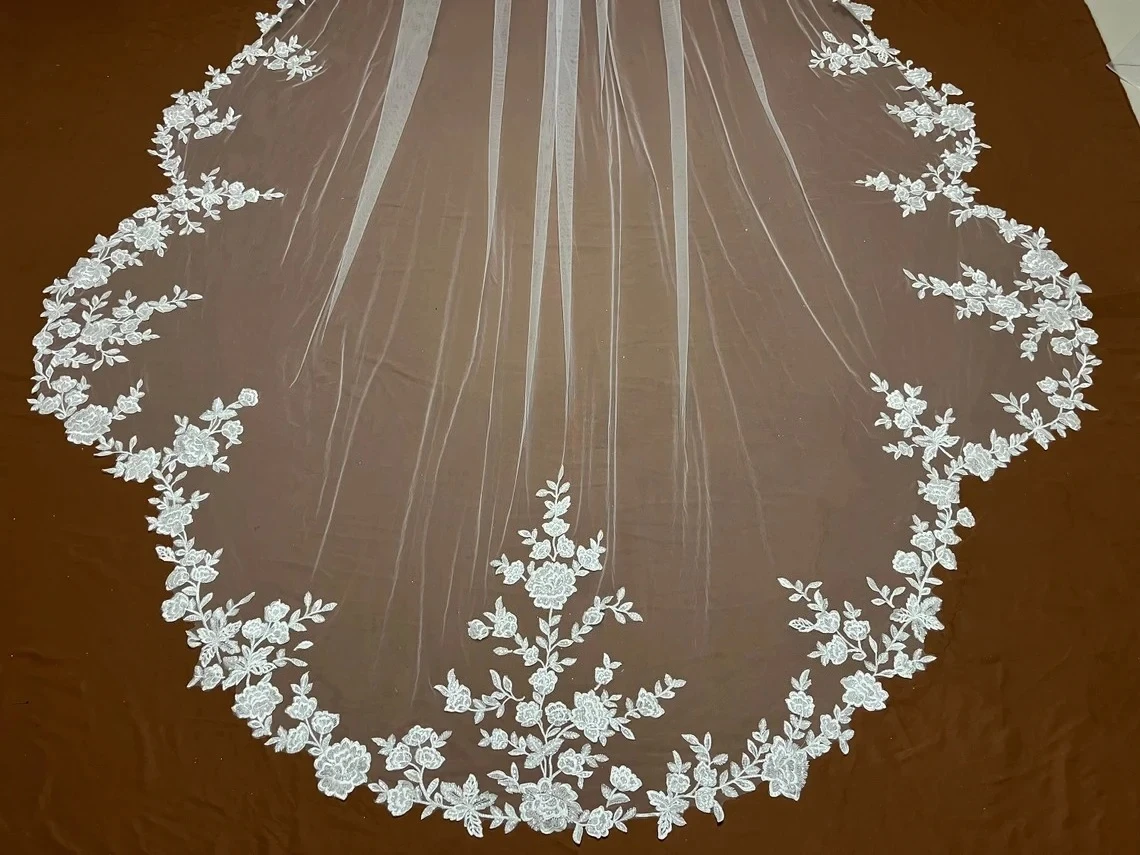 

Royal bride veil bridal long veils one layer wedding veil floral lace shape special edge veil lace trim wedding accessories