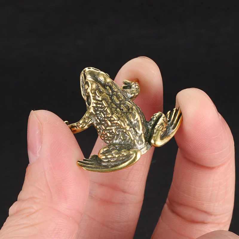 Antique style brass gathering wealth, gold toad, toad, frog, copper decoration, tea pet decoration, handicraft collection