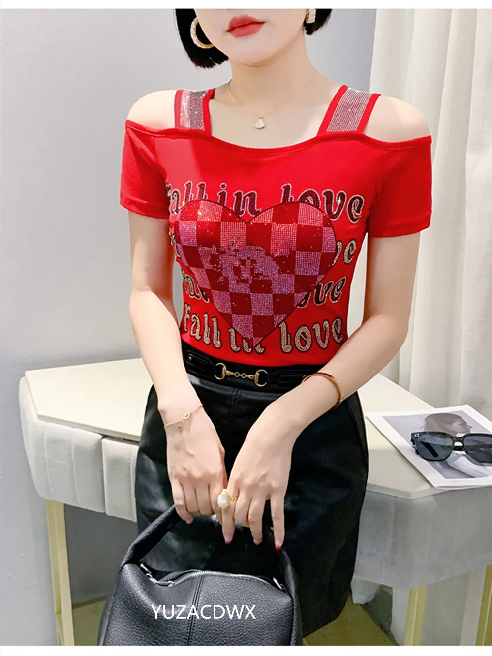 

Женская одежда 2000-х годов, футболки y2k, сексуальные сетчатые топы с открытыми плечами и бриллиантами, женская эластичная футболка с короткими рукавами, лето 2025