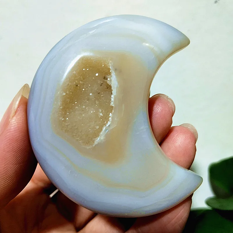 52-62mm  Natural Stone Crystal Agate Cluster Geode Moon Crystal Yoga Exercise Energy Healing Feng Shui Crystal Room Decorm
