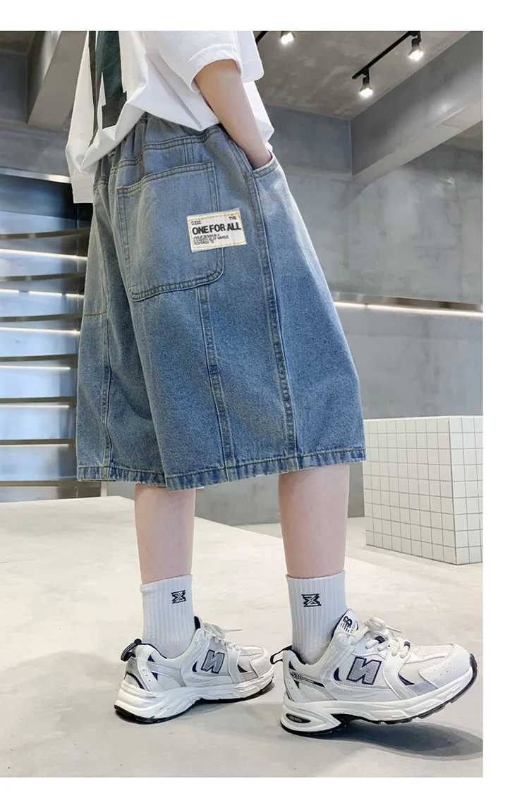 Neue Sommer-Jeansshorts für Kinder, Lässige, Lose Passform, Blauer Farbverlauf, für Teenager-Jungen, Baggy Denim-Shorts, Kinder-Streetwear, Knielange Hosen – Detail 4