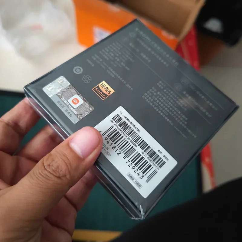 سماعات أذن Xiaomi Pro HD Mi Hybrid Piston Earphone وحدة Microplate المغناطيسية السائل سيليكون الحجاب الحاجز الصوت عالي الدقة