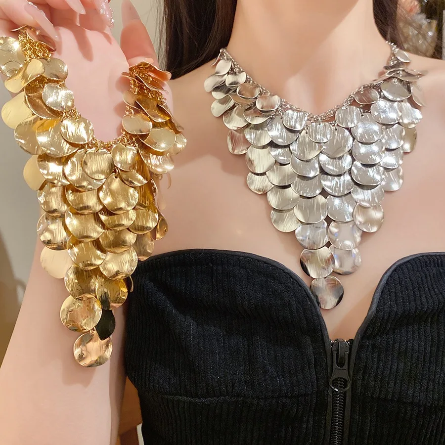 Layered Metal Tassel Choker Necklace Women Cascading Sequins Bib Necklace Bohemian Party Vacation Statement Neck Jewelry Gift