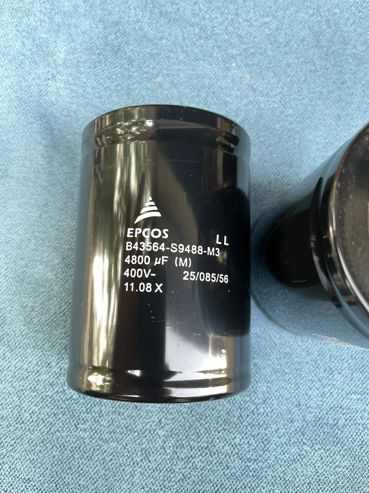 Schneider ATV61/71 ElEctrolytic CapaCitor Filter EPCOS B43564-S9488-M3 4800UF 400V