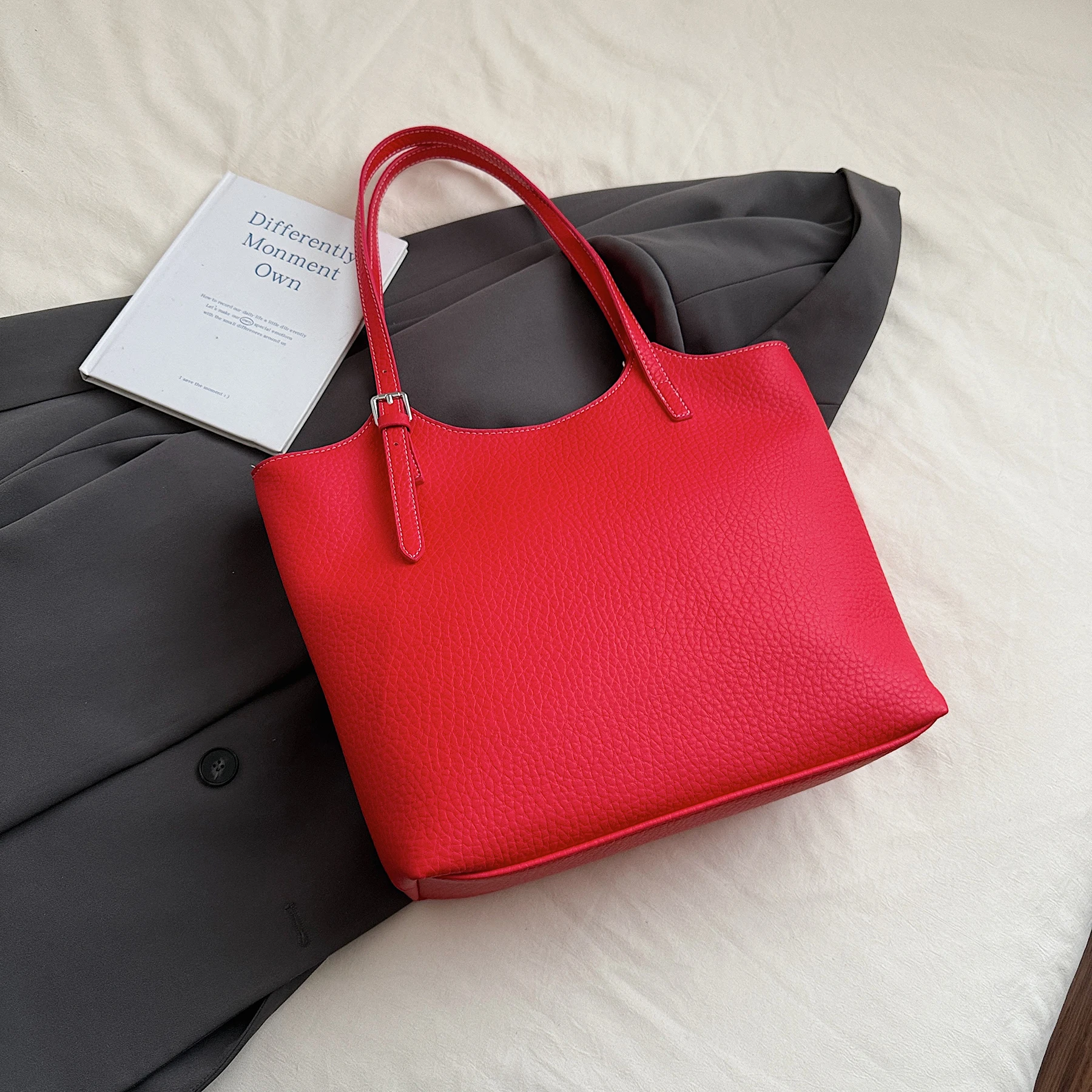 

Роскошные красные свадебные сумки, женские сумки 2026, новая текстура, сумки на одно плечо из искусственной кожи, повседневная сумка-тоут большой вместимости, трендовая