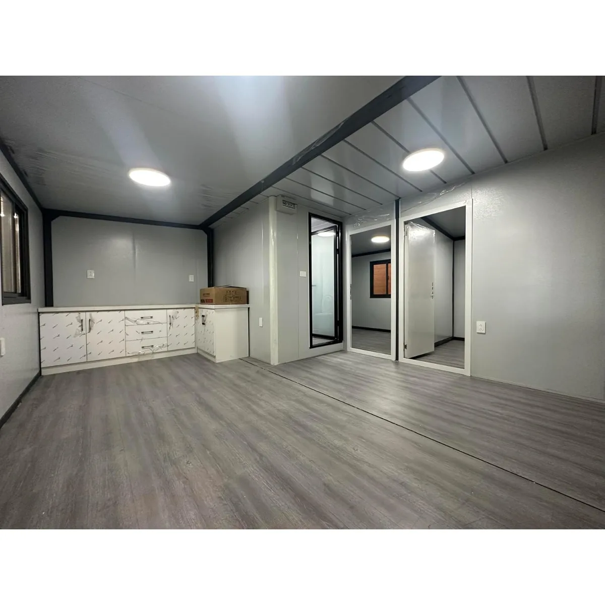 20ft/40ft Folding Container House w/Bathroom, Kitchen, Porch & Double Wing Expansion, Prefab Home