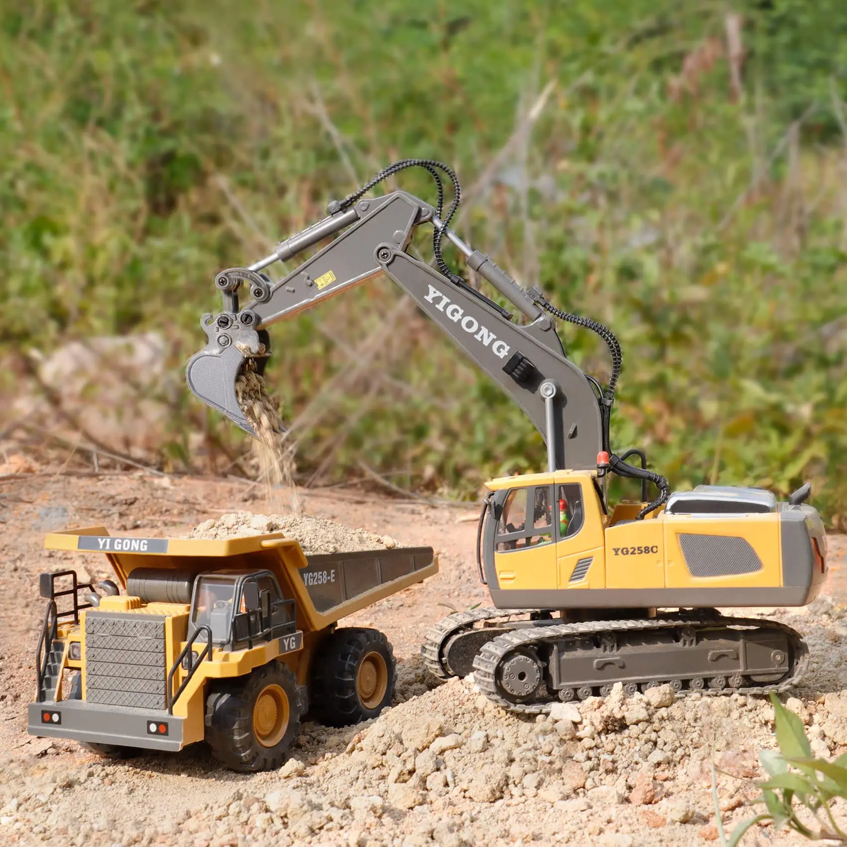 RC auto giocattoli per bambini telecomando giocattoli per auto in lega per ragazzi radiocomando escavatore dumper Bulldozer auto elettrica regali