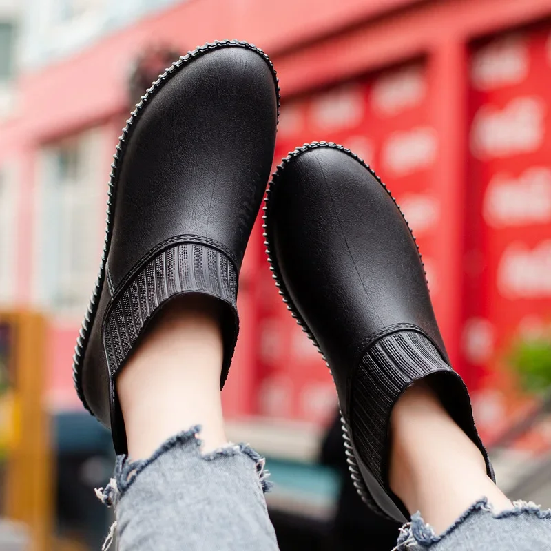 Water Shoes Women Ankle Shoes Rain Boots Pvc Rainboots for Women 2022 Fashion Fishing Boots Waterproof Car Washing Shoes