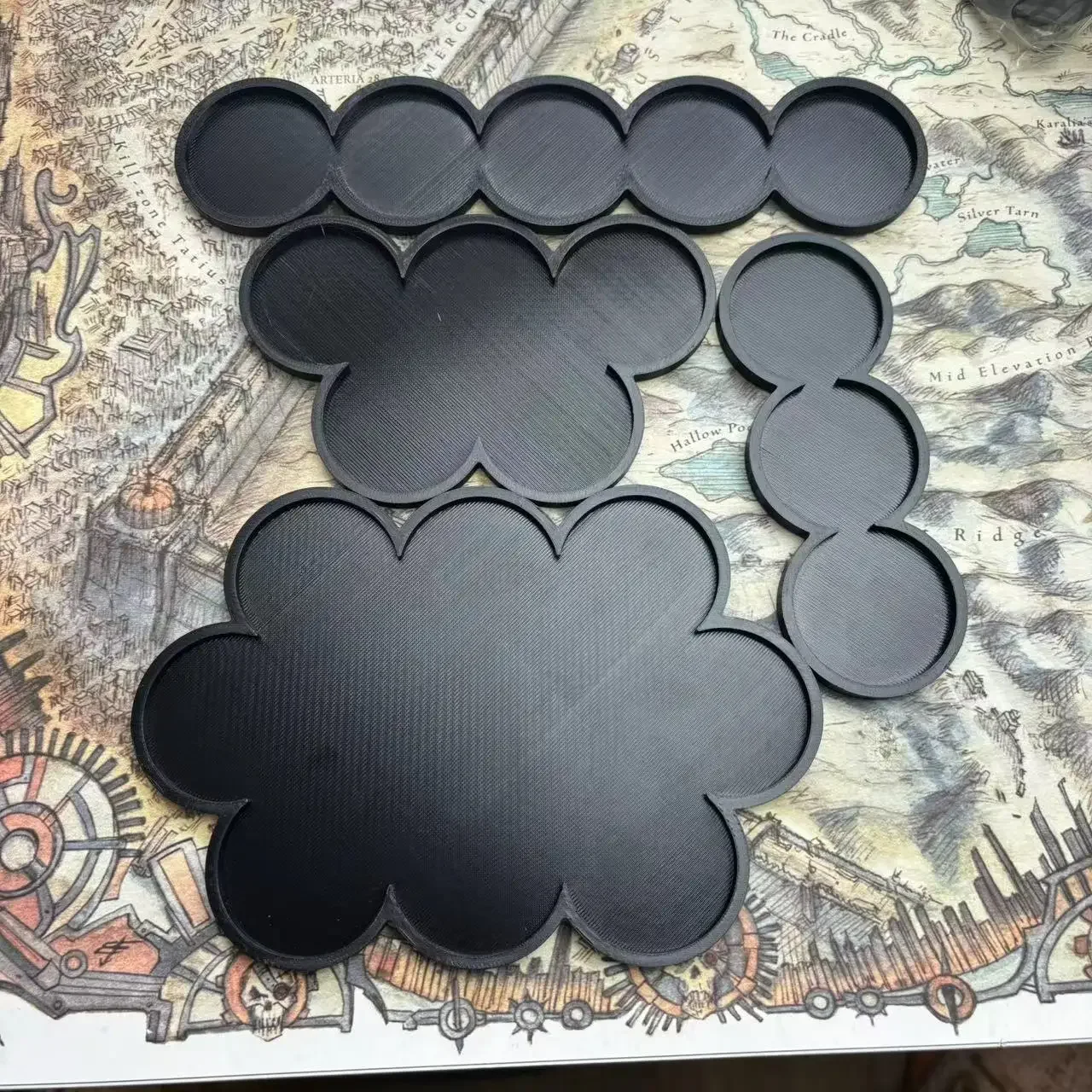 Evemodel Base en Plastique(25mm,32mm,40mm,50mm) modèle pour Table de Sable Jeux de Guerre Table et Jeu Miniature avec Base Mixte (Ronde