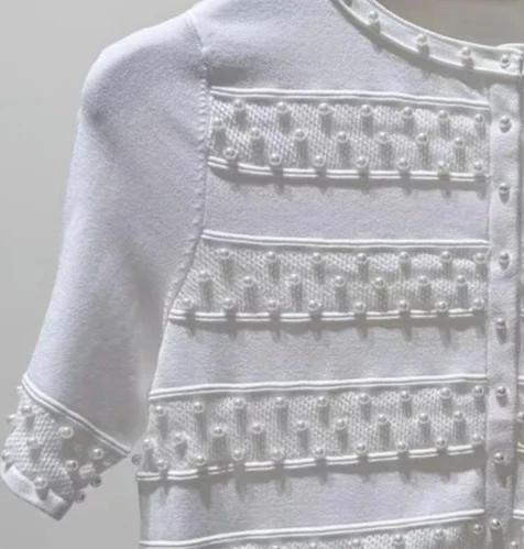 Women's white knitted two-piece suit with pearl slim-fitting suspender dress or short-sleeved round neck cardigan