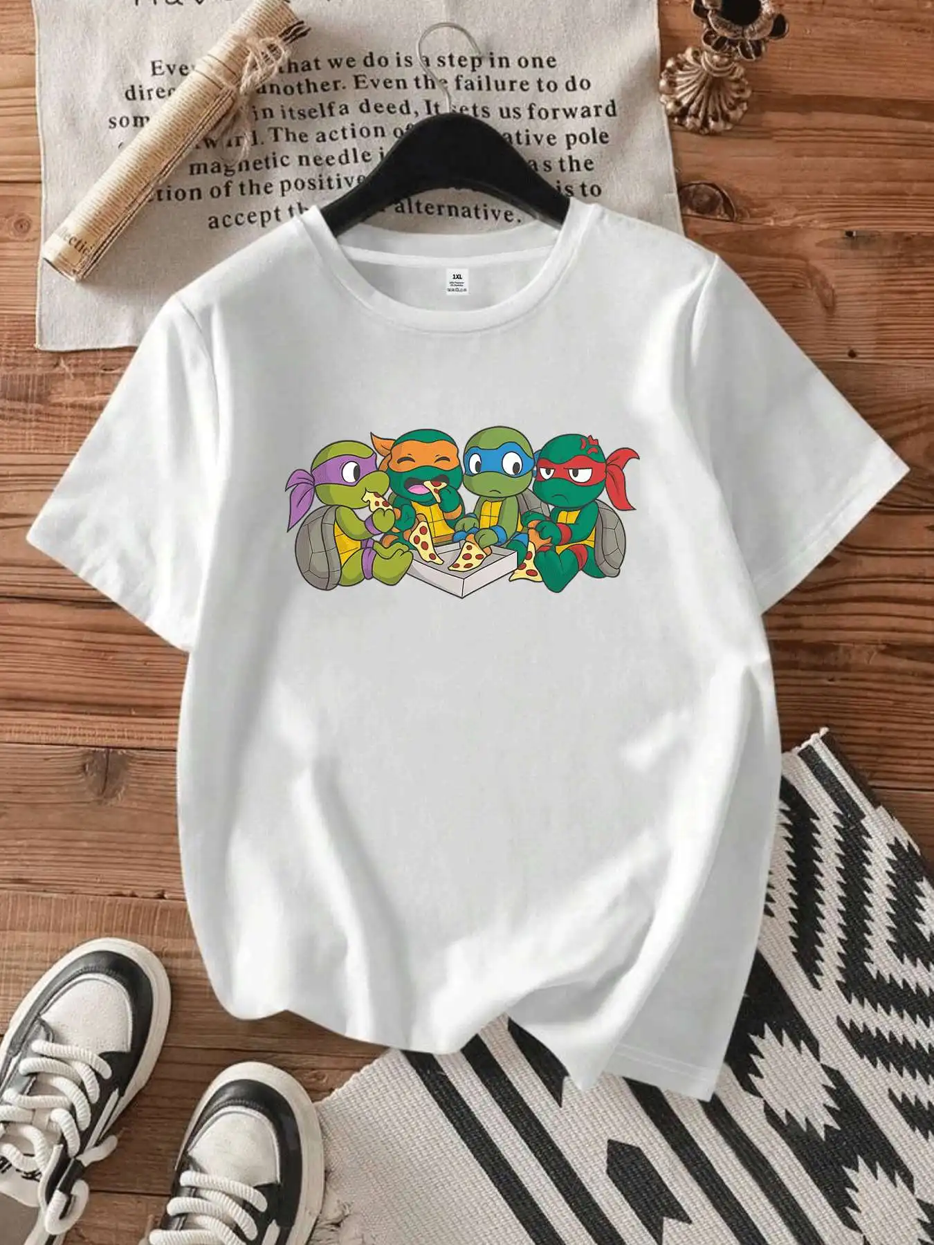 

【1142340】Женская футболка больших размеров с круглым вырезом и короткими рукавами, эластичными полурукавами и модными принтами