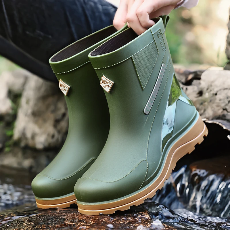 Outdoors Rain Boots Men's Medium Tube Outdoor Special Non-Slip Lightweight Casual Shoes Men Fishing Men Rain Boots