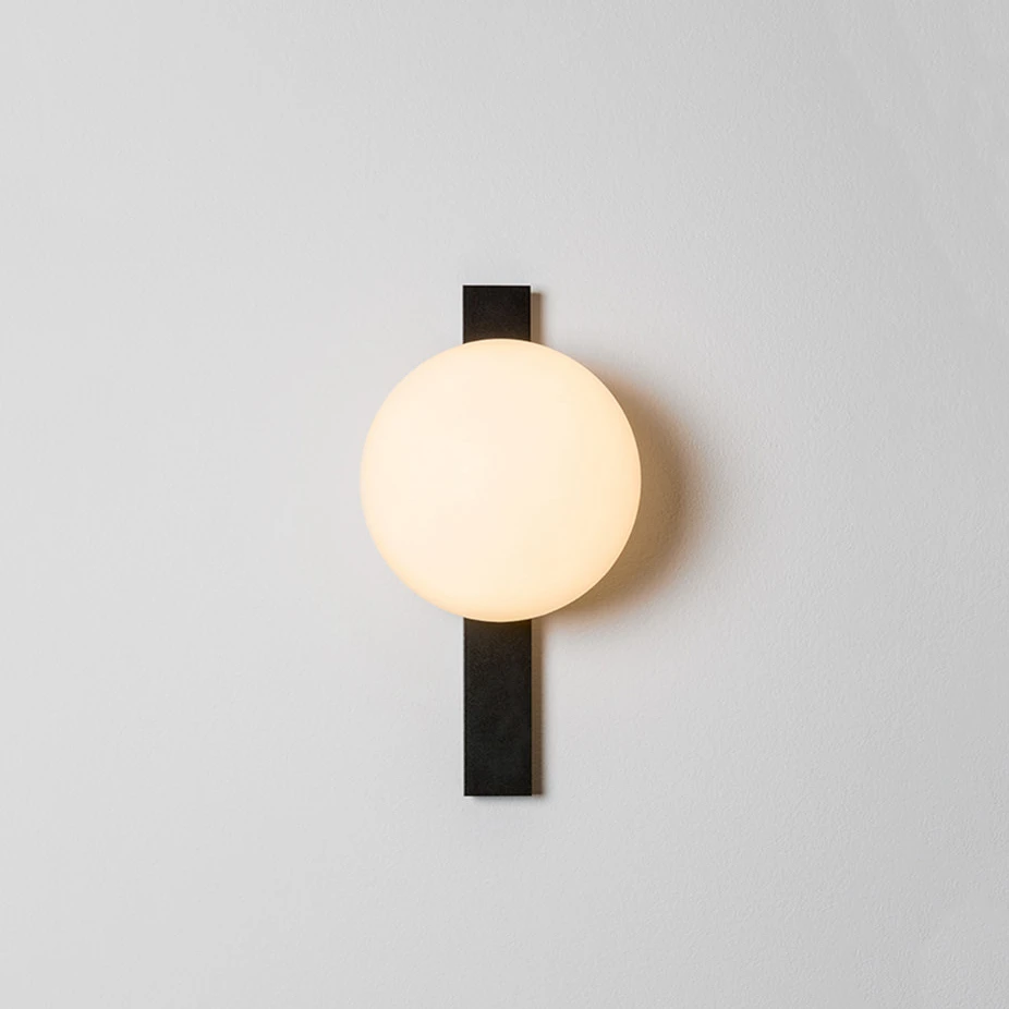 Minimalist Wall Lam…