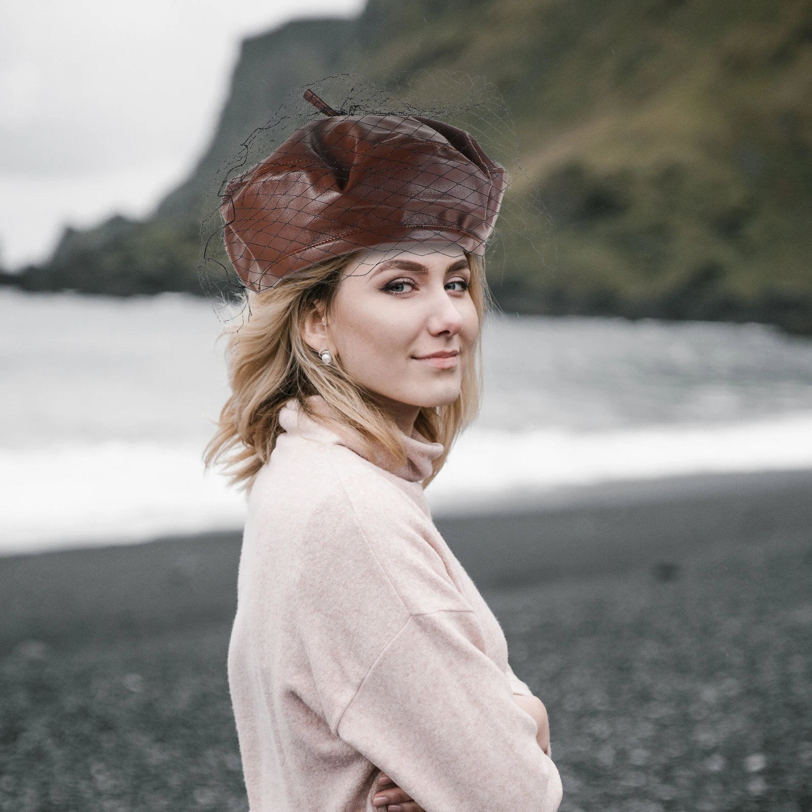 

Vintage Beret for Women Black Decorative Hats For Women PU Veil Retro Style Fashionable French Hat