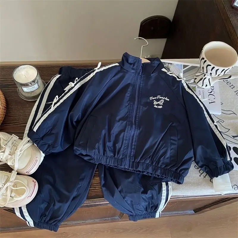 Koreanischer Stil, Jacke mit Schleife und Hose, zweiteiliges Set – lässiges Frühlingsoutfit für kleine Mädchen, Baby-Mädchen-Outfit-Set, Kleidung für kleine Mädchen. – Detail 14