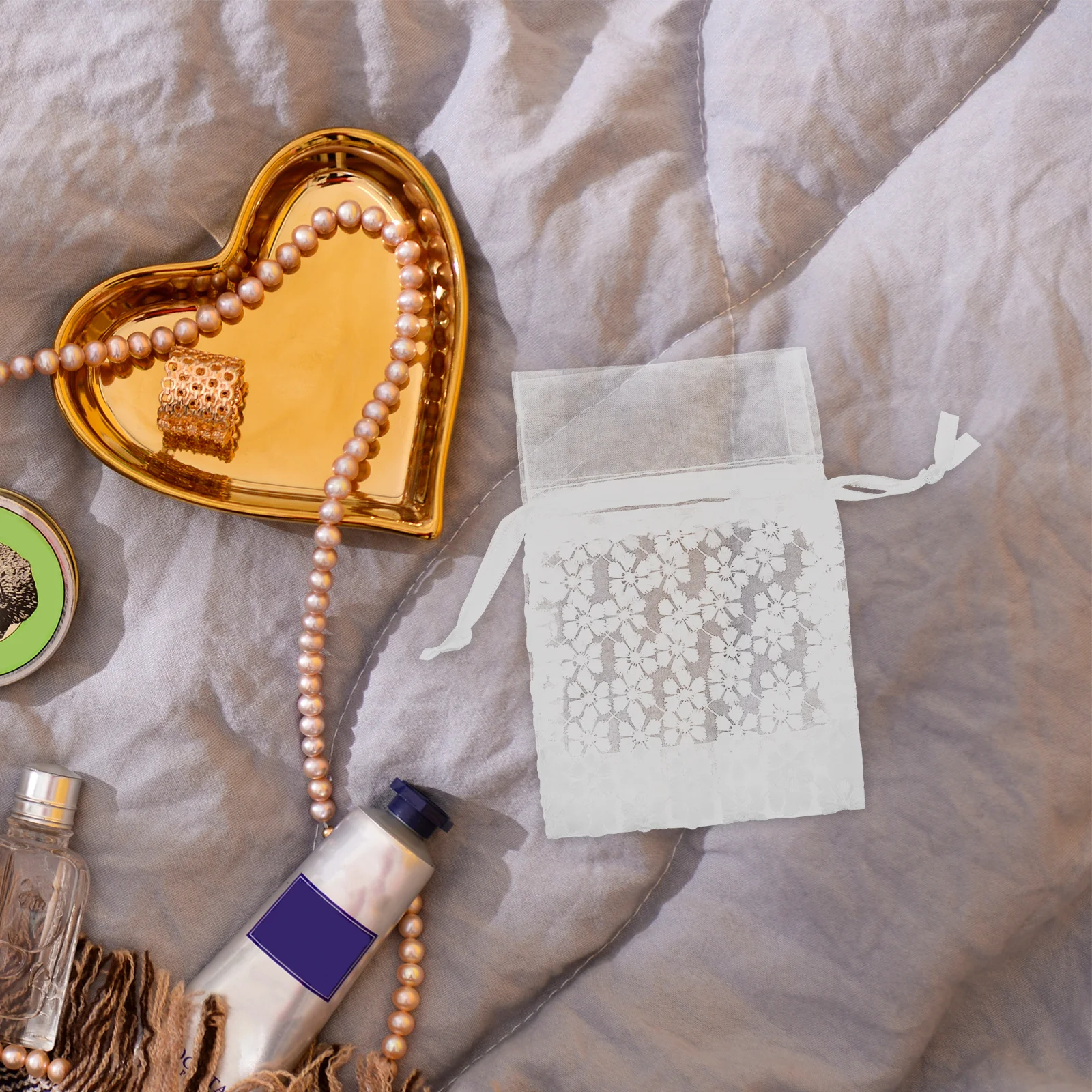 4 個の刺繍入り花柄メッシュ巾着バッグ小さなジュエリーポーチ旅行パーティーの記念品収納ガーゼオーガナイザートラベルポーチ