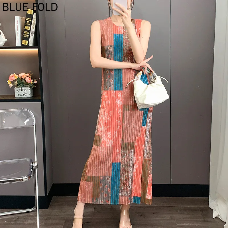 Abito plissettato Miyake Abito lungo dritto stampato skinny 2025 Abito estivo senza maniche con canotta Abiti inferiori