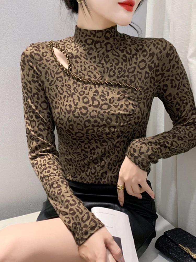 Maglietta Lunga con Ricami Elaborati e Traforata, Moda Autunnale da Donna, Maglia Base Snellente con Stampa Leopardata
