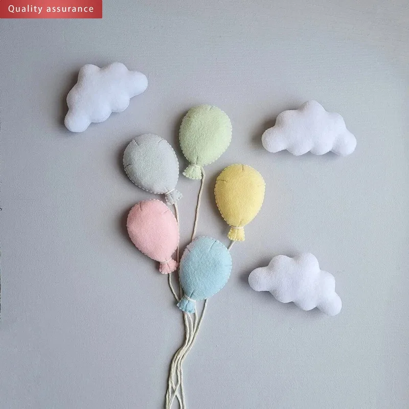 

Newborn Photography Props Handmade Wool Felt Balloon Clouds Handmade Baby Jewelry Home Party Decoration Baby Photo Background