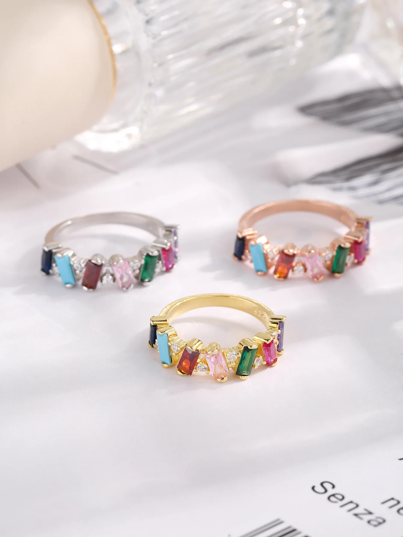 Popular Pure 925 Silver Ring inlaid with Colorful Zircon with Adorable Dynamic Style for Men and Women