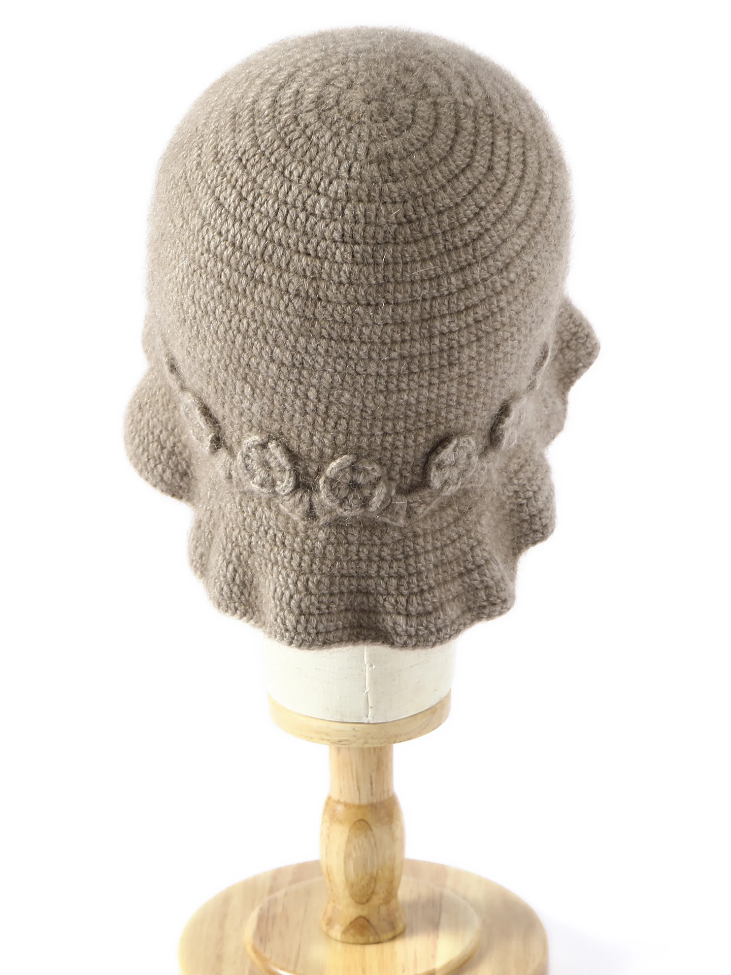 หมวกชาวประมงถักโครเชต์ลายดอกไม้ไหมแคชเมียร์ทำมือแบบหนา 5 เส้น สำหรับผู้หญิง สไตล์ใหม่ ฤดูใบไม้ร่วง ฤดูหนาว หมวกไหมพรมอุ่นๆ