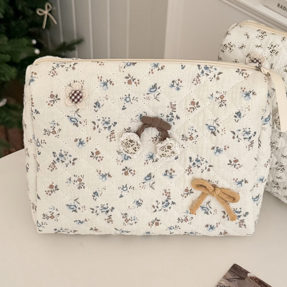 Airfriend Vintage Floral Quilt - Travel Accessories Wholesale review and price