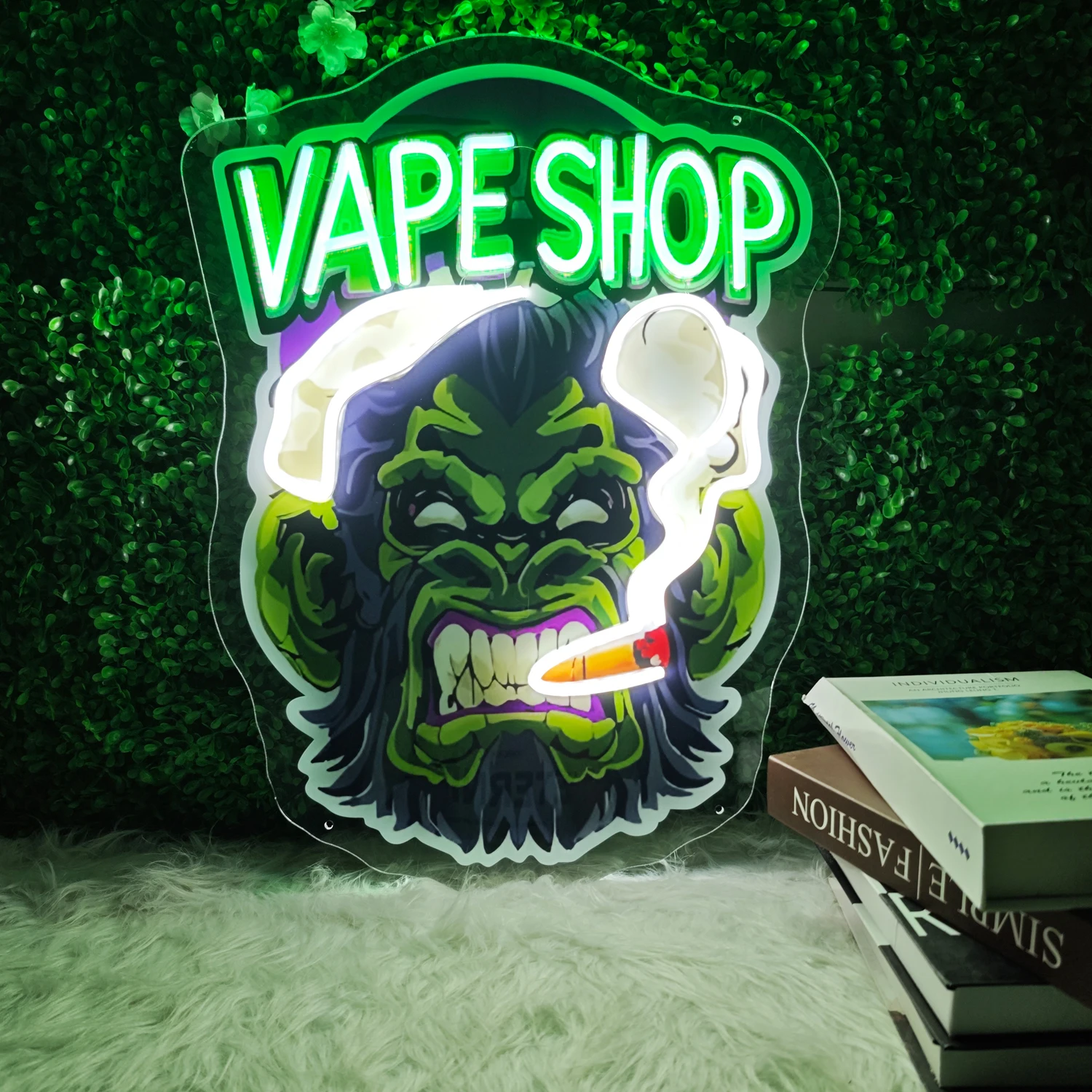 Lampu neon "Beast E-cigarette" dengan efek neon LED gaya anime cocok untuk menghias kepala pintu toko.
