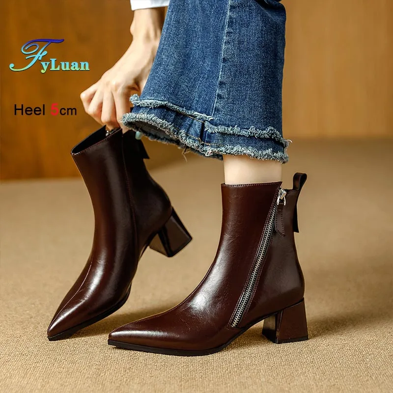 

Новые женские черные короткие ботинки на высоком каблуке, осень 2026, зимние теплые модные ботильоны на толстом каблуке с боковой молнией, высота до середины икры