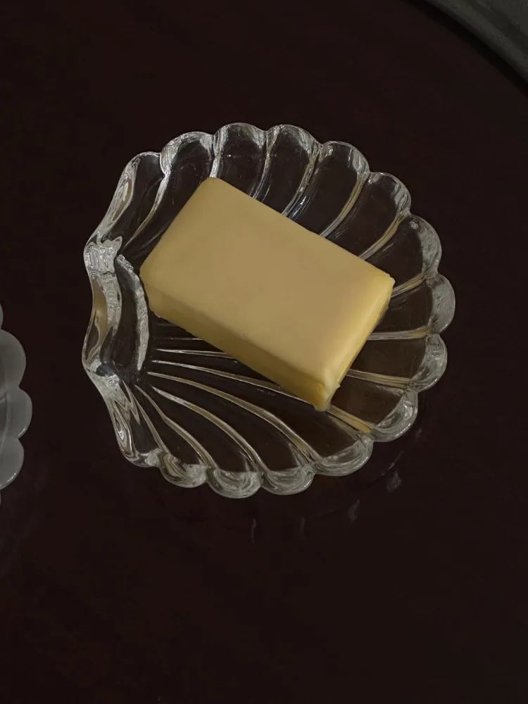 AhunderJiaz Retro Transparent Shell Butter Dish | Jewelry & Dip Serving Tray | Instagram Luxury Decor Plate | Dual Use Gift